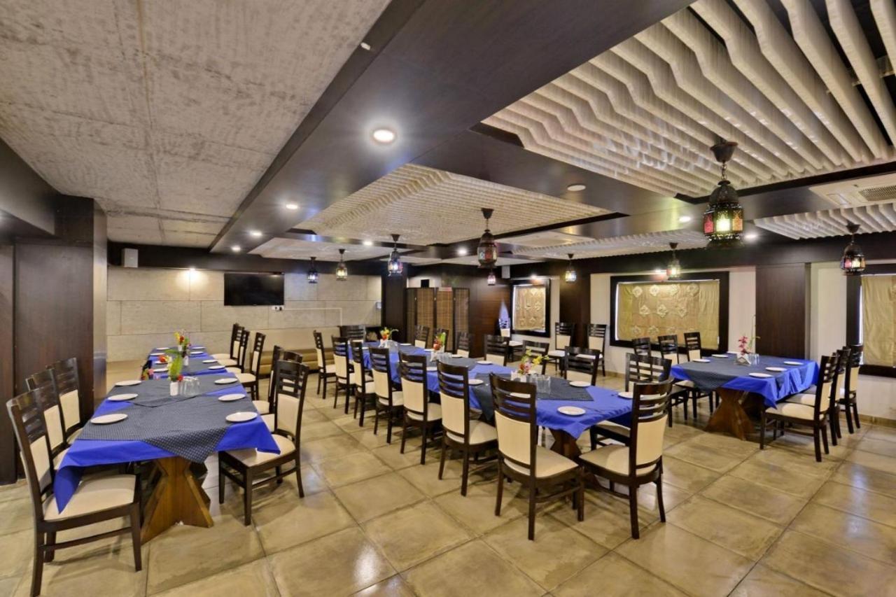 Hotel Puneet International Rāipur Εξωτερικό φωτογραφία